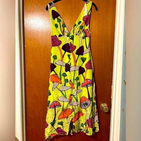 Farm Rio Mushroom Dress NWT Sz XS $220 Midi Length